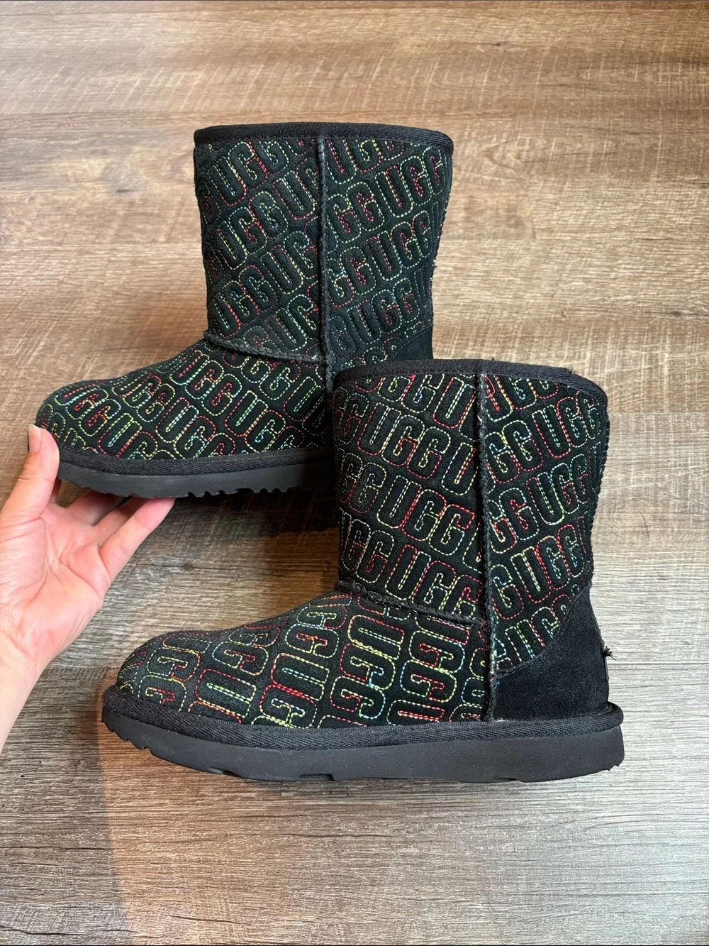 UGG Kids' Classic II Graphic Stitch Boots Black Multi-Color Logo Size 4